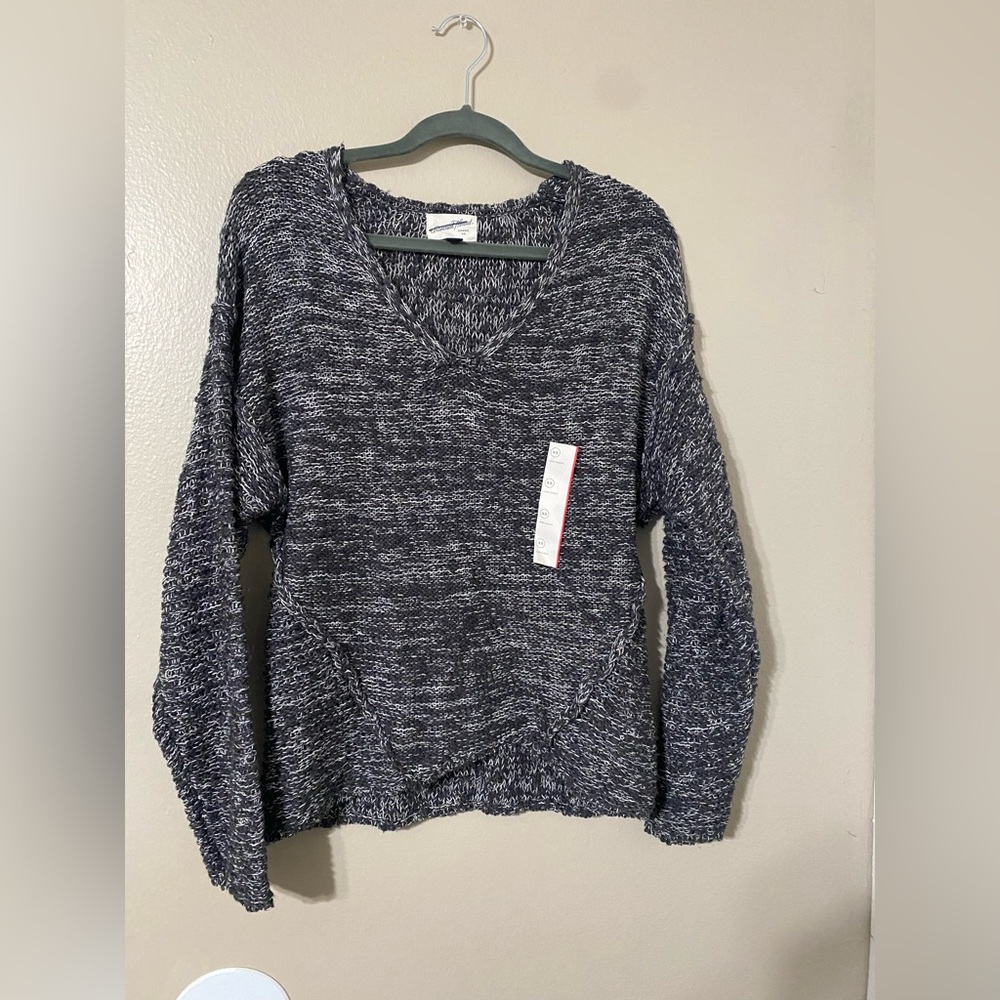 NWT universal thread sweater really nice color and designed